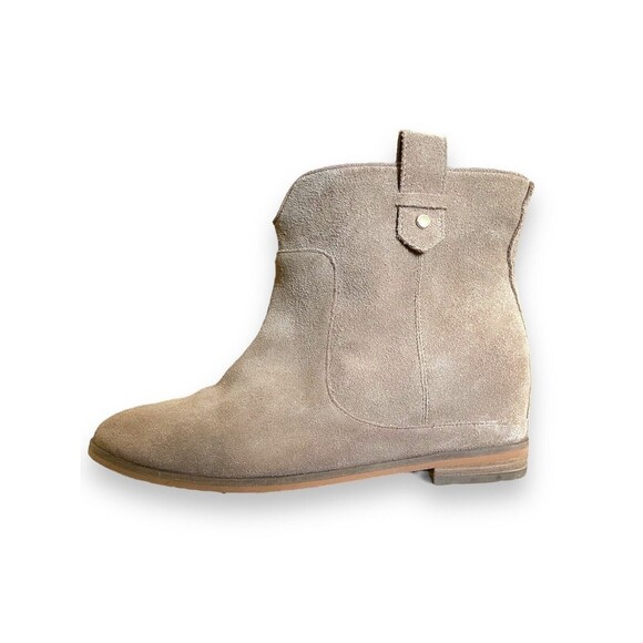 Cole Haan Grand Series WM SZ 9 Raya Hidden Wedge Suede Booties Beige - Picture 8 of 8